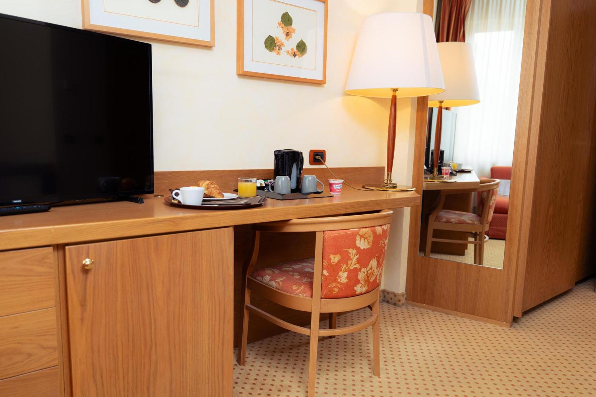Hotel San Pancrazio Trescore Balneario Esterno foto