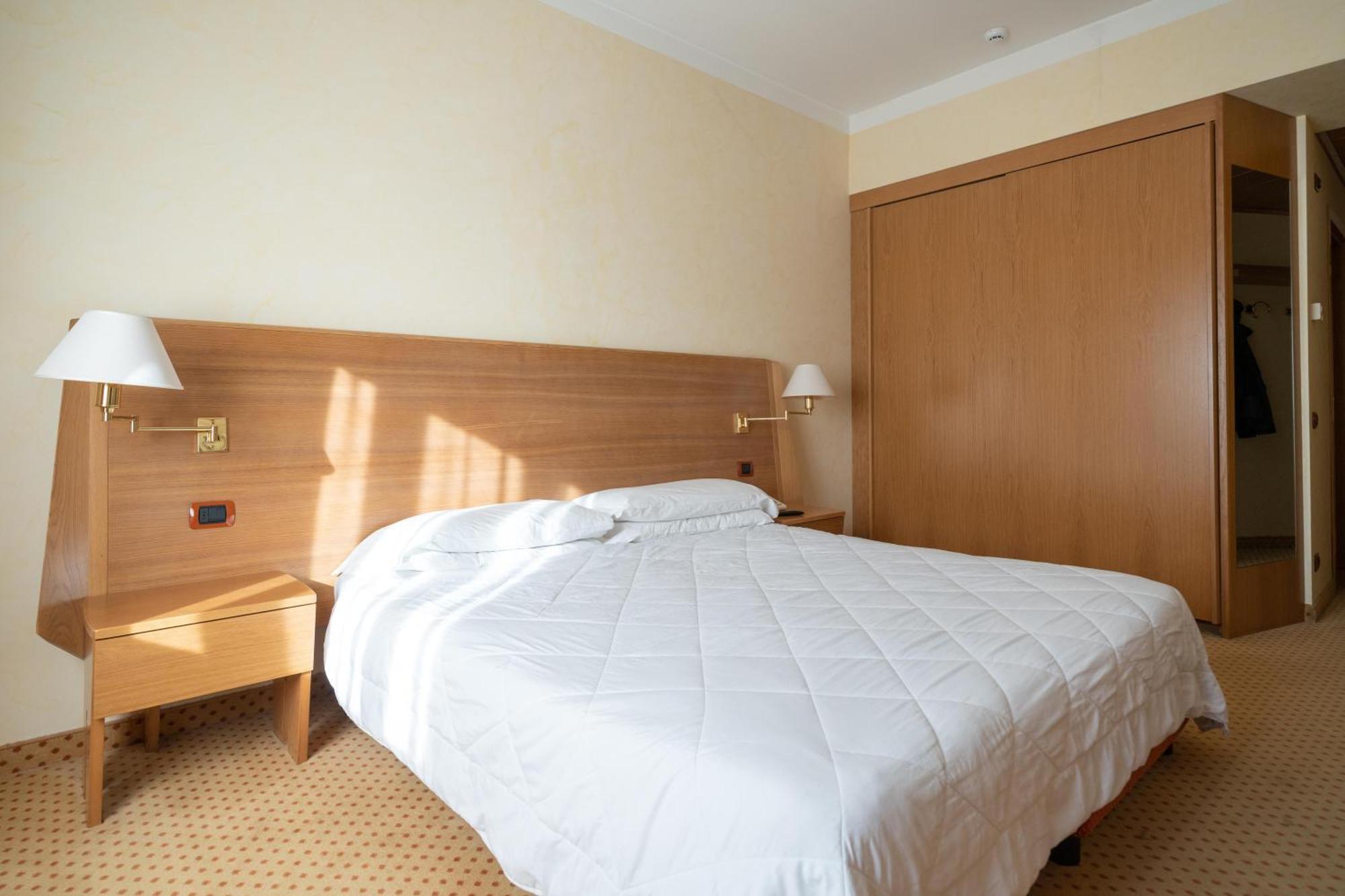 Hotel San Pancrazio Trescore Balneario Esterno foto